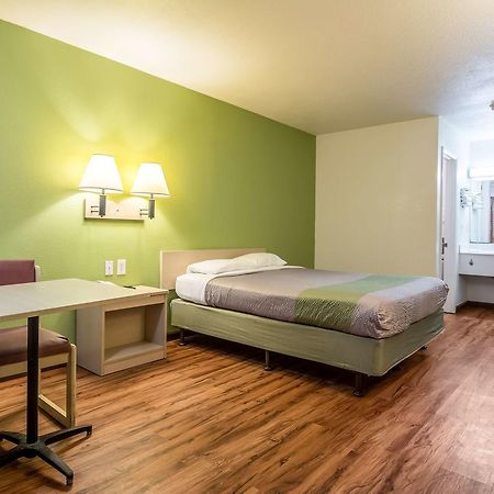 Motel 6 Chattanooga East Екстер'єр фото