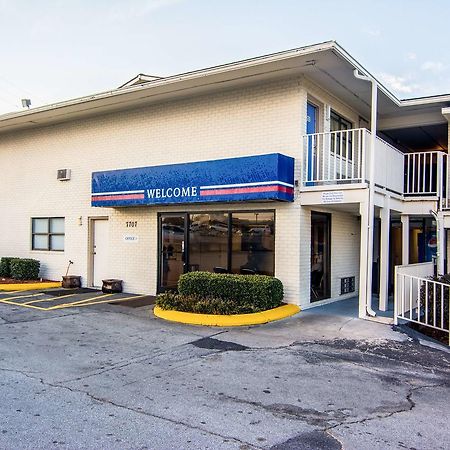 Motel 6 Chattanooga East Екстер'єр фото