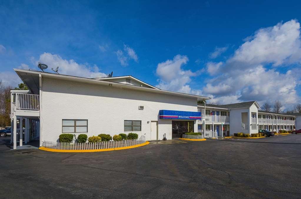 Motel 6 Chattanooga East Екстер'єр фото