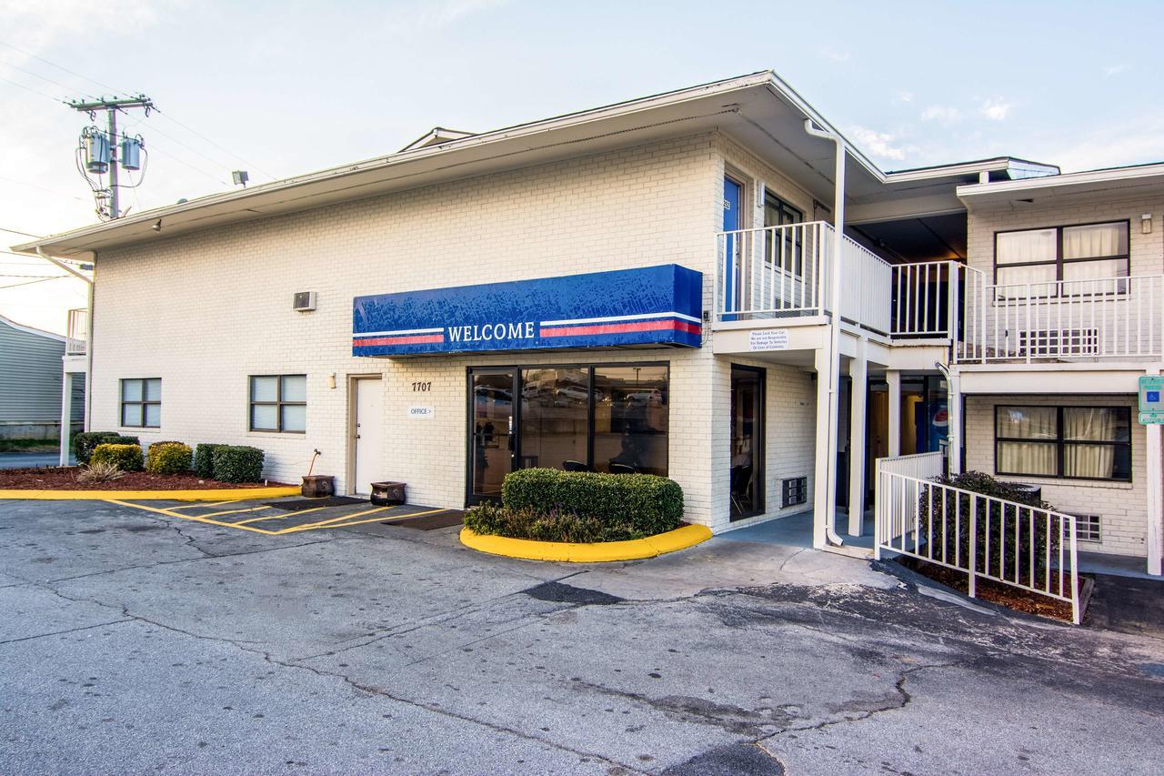 Motel 6 Chattanooga East Екстер'єр фото