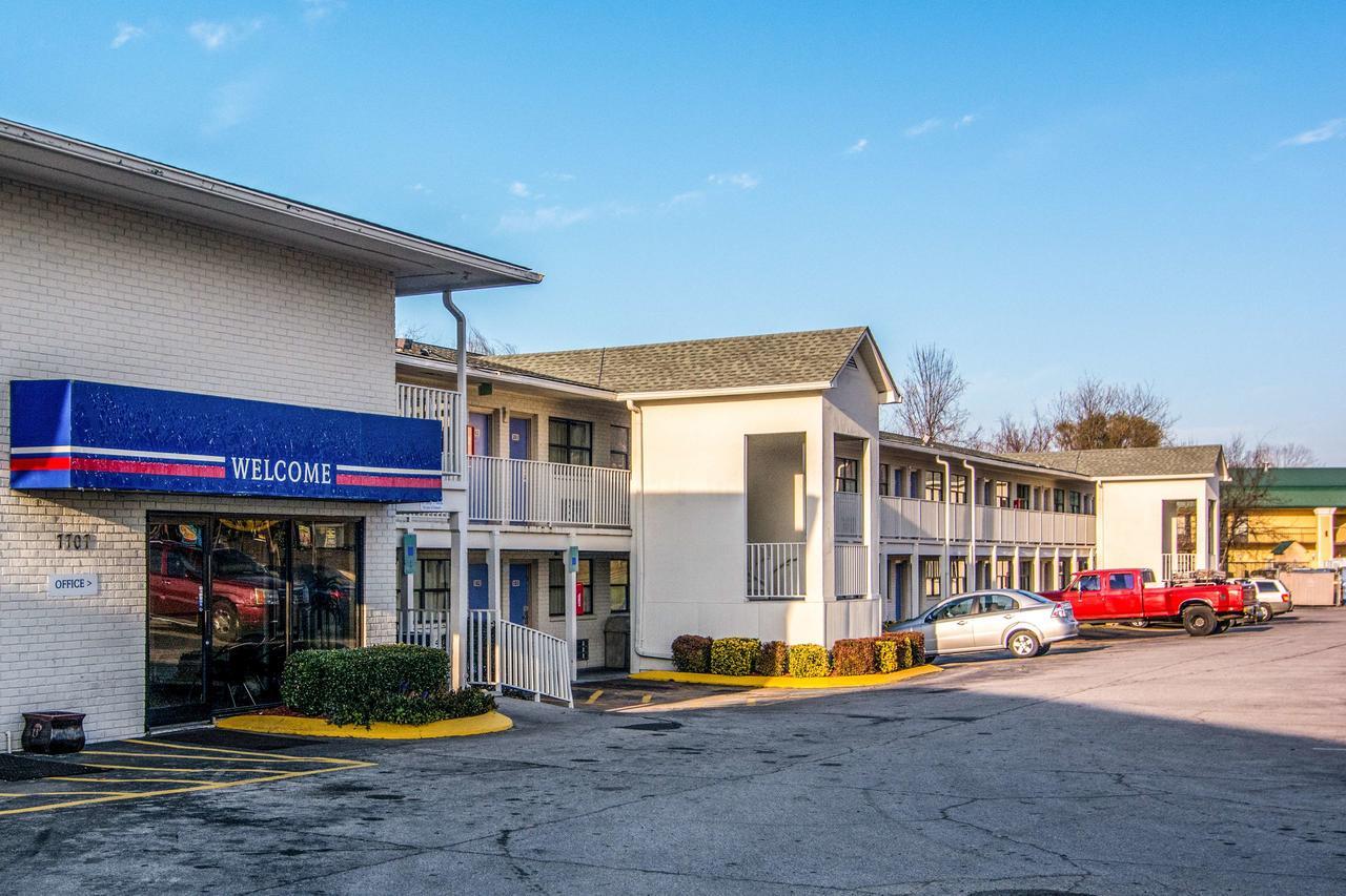 Motel 6 Chattanooga East Екстер'єр фото