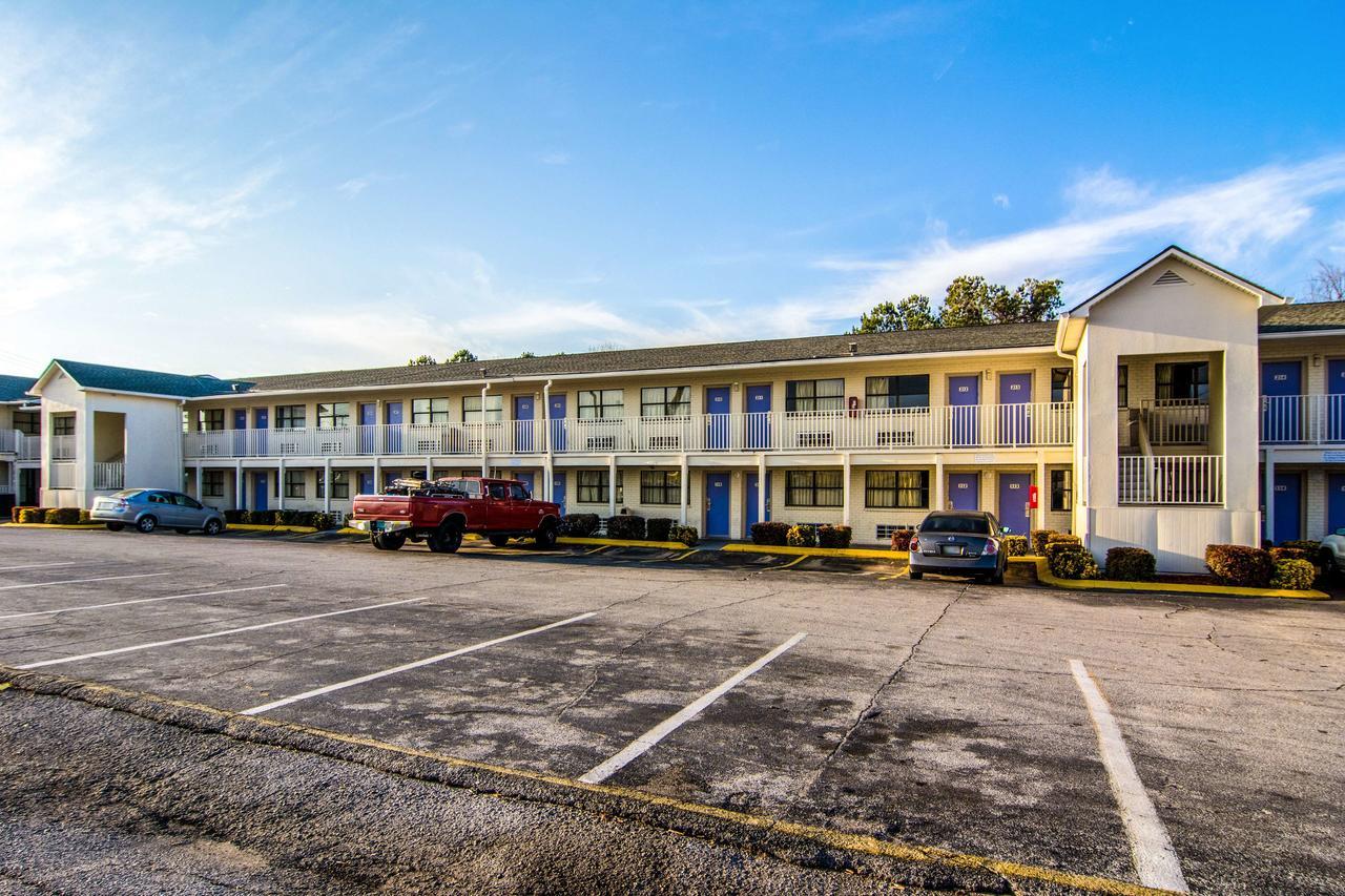 Motel 6 Chattanooga East Екстер'єр фото